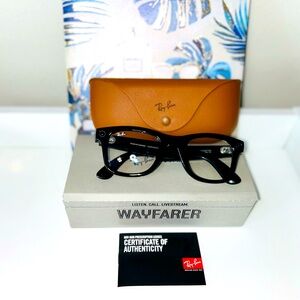 RAY-BAN META WAYFARER | High Bridge Fit | Shiny Black Frame | Blue-Violet Light